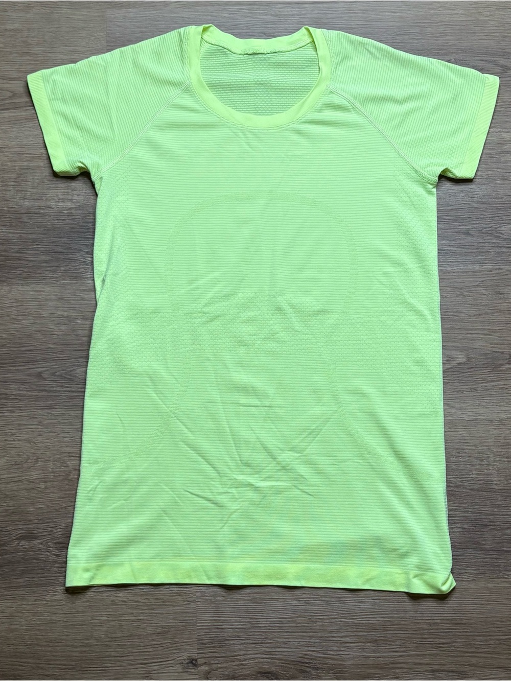 Lululemon Swiftly Tech Short Sleeve 2.0